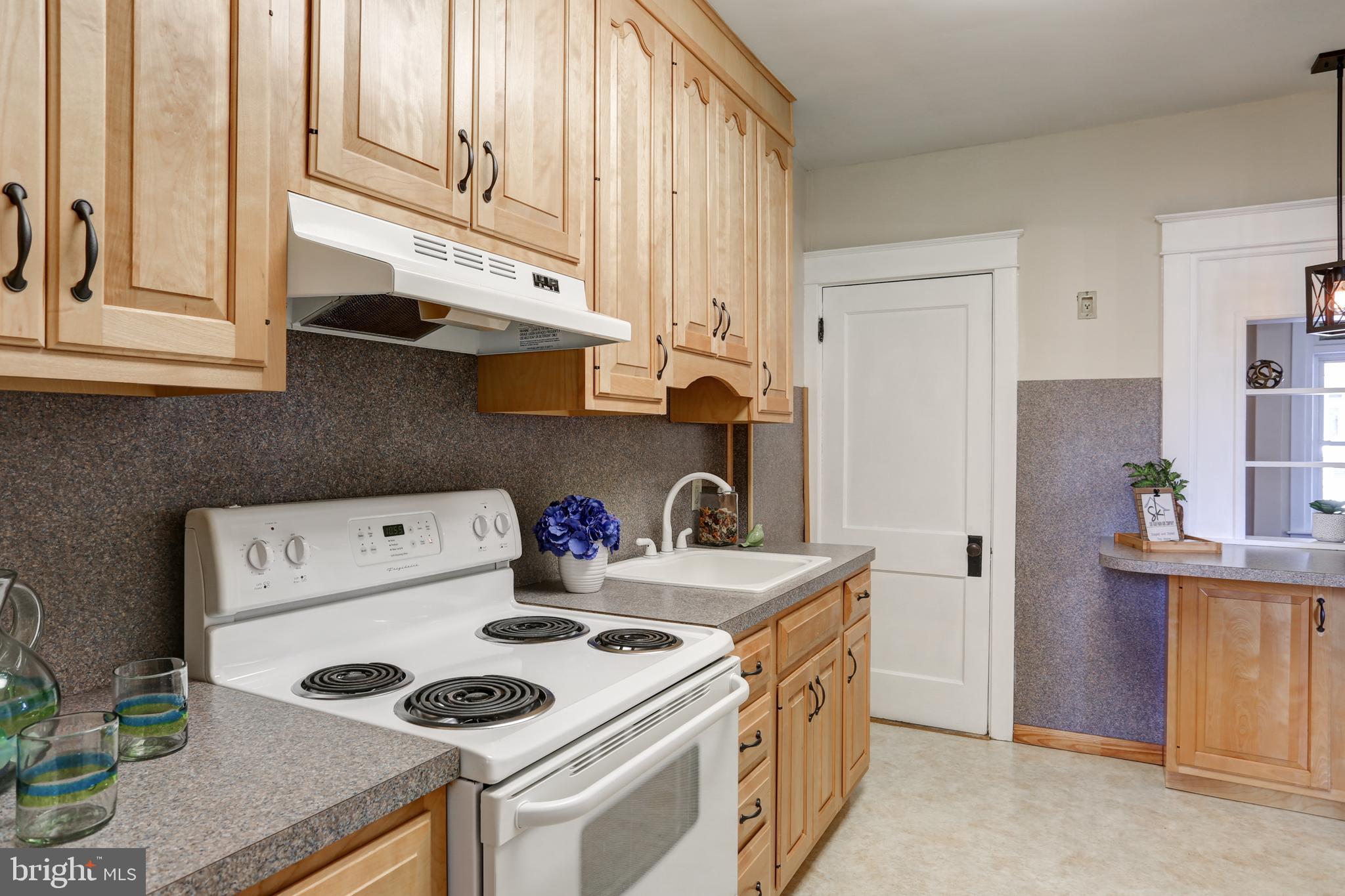 43 East Walnut Street Ephrata, PA 17522 - Photo 12 of 29