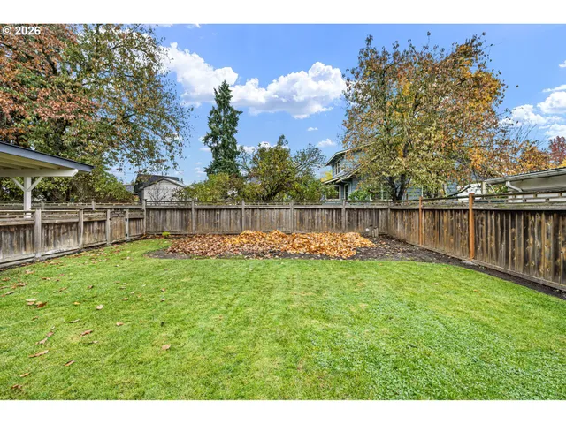 $479,500 | 2785 Alyndale Drive, Eugene, OR 97404
