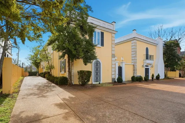 $5,700 | 3721 West B W End Avenue, Nashville, TN 37205