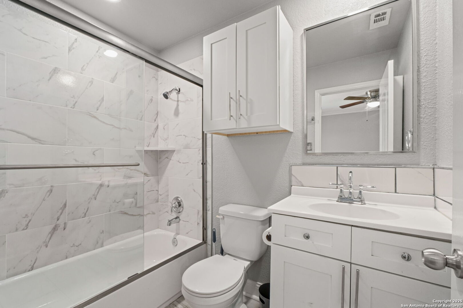 2326 Camberly Converse, TX 78109 - Photo 21 of 26