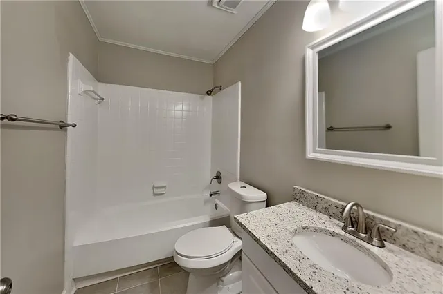 $2,395 | 2127 West Carlyle Court, Marietta, GA 30062