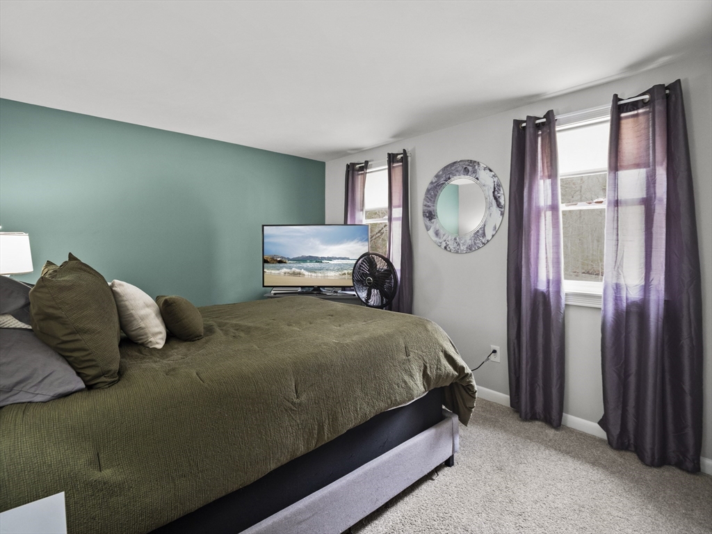 35 Red Gate Road Tyngsboro, MA 01879 - Photo 25 of 42 Gallery Image 25