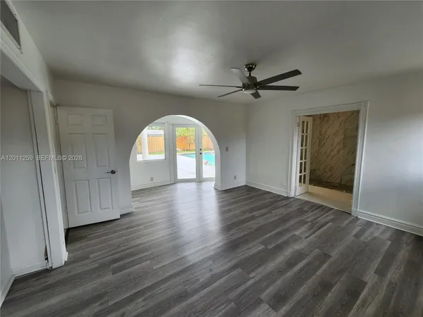 $5,200 | 4233 Jackson Street, Hollywood, FL 33021