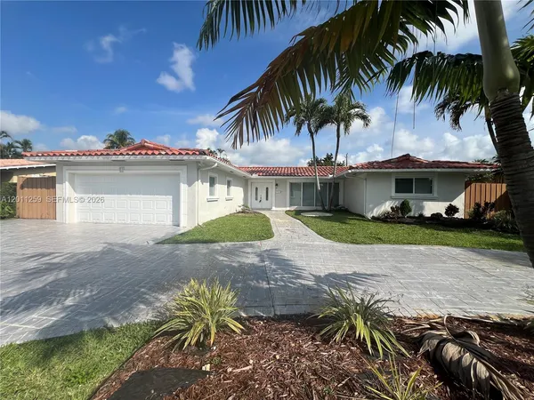 $5,200 | 4233 Jackson Street, Hollywood, FL 33021