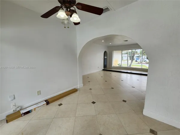 $5,200 | 4233 Jackson Street, Hollywood, FL 33021