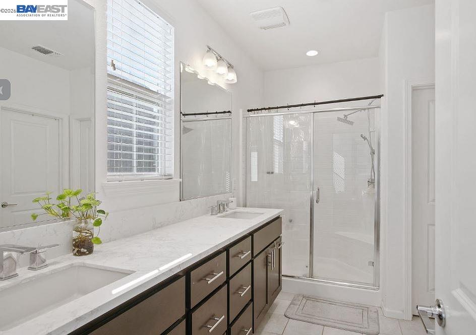 17555 Nightshore Drive Lathrop, CA 95330 - Photo 23 of 35 Gallery Image 23