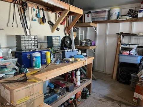 $239,900 | 265 Lakeside Drive, North Fort Myers, FL 33903