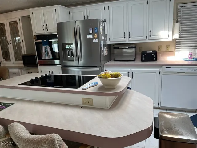 $239,900 | 265 Lakeside Drive, North Fort Myers, FL 33903