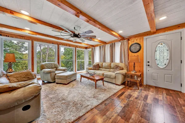 $315,000 | 276 Bluewater Drive, Moneta, VA 24121