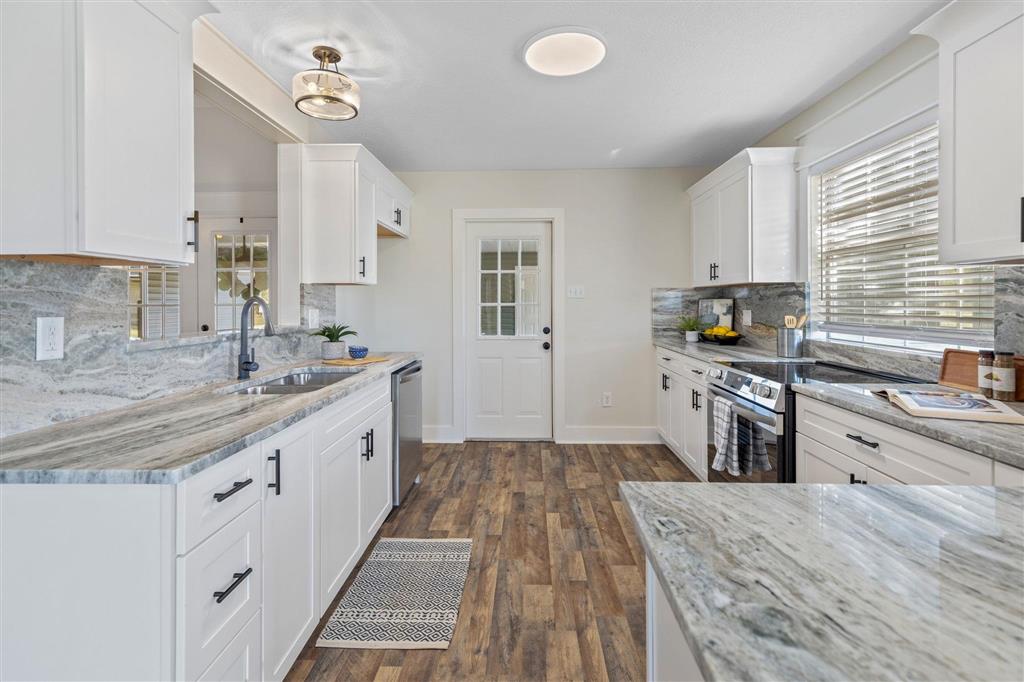 1416 Garreth Road Iowa, LA 70647 - Photo 9 of 27