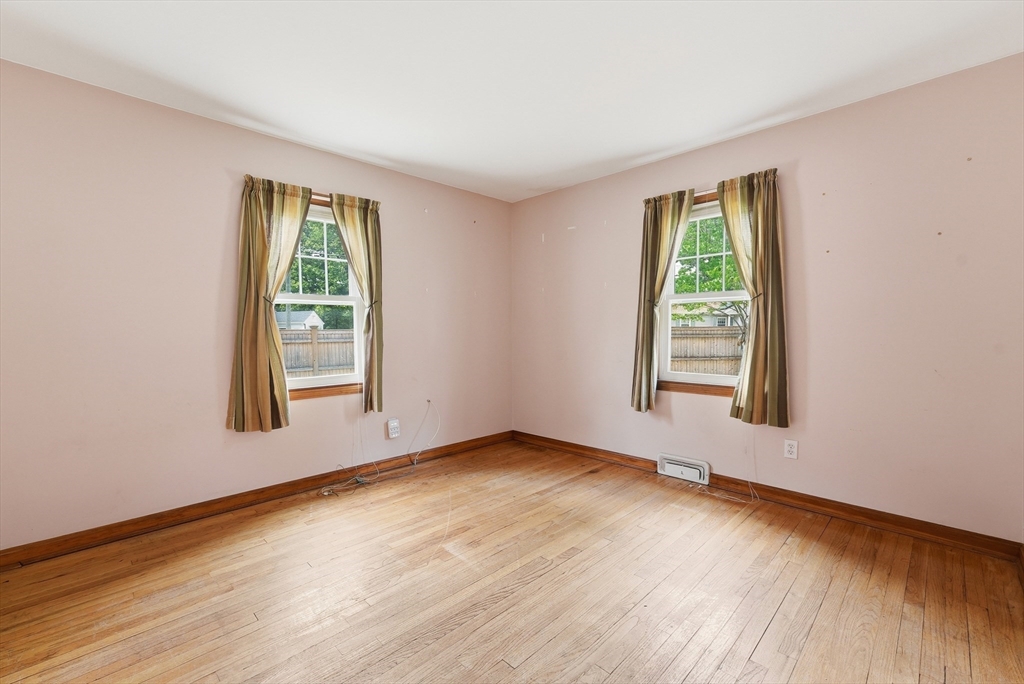 14 Duggan Circle Springfield, MA 01119 - Photo 21 of 41