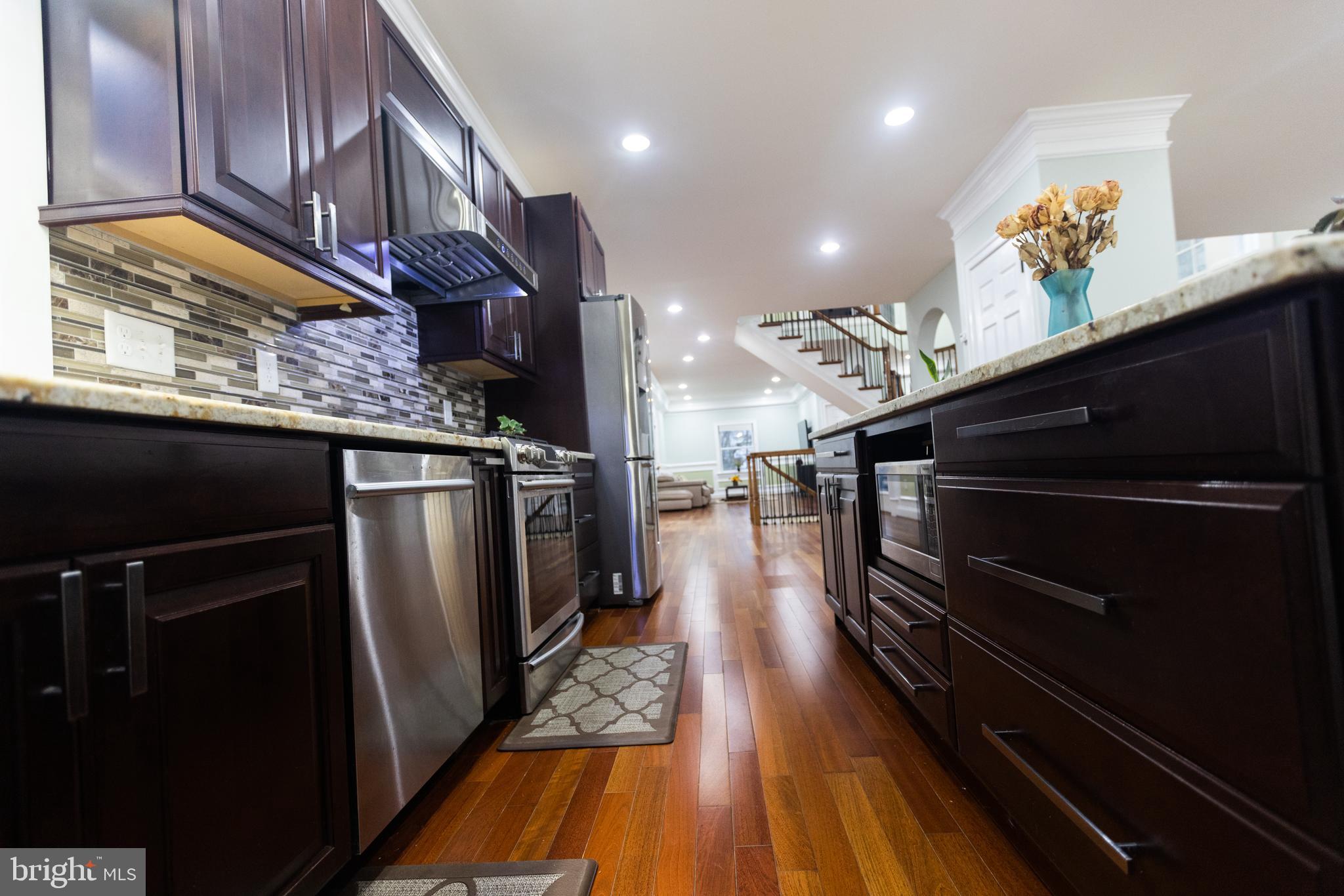 8535 Forest Street Annandale, VA 22003 - Photo 16 of 98 Kitchen 5