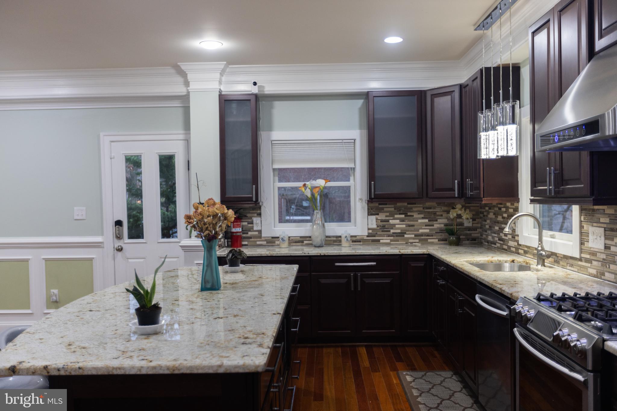 8535 Forest Street Annandale, VA 22003 - Photo 19 of 98 Kitchen 8