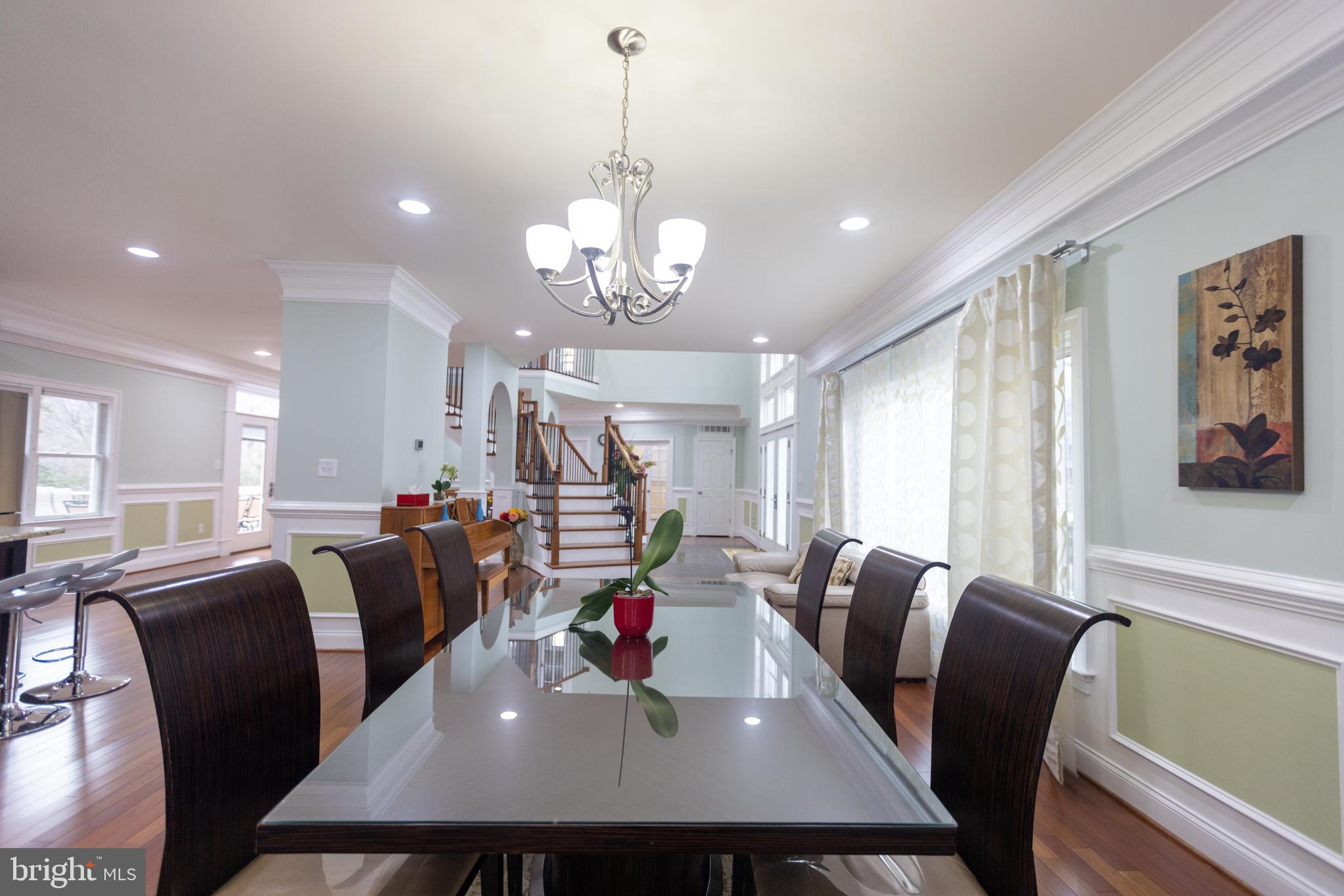 8535 Forest Street Annandale, VA 22003 - Photo 20 of 98 Dining 1