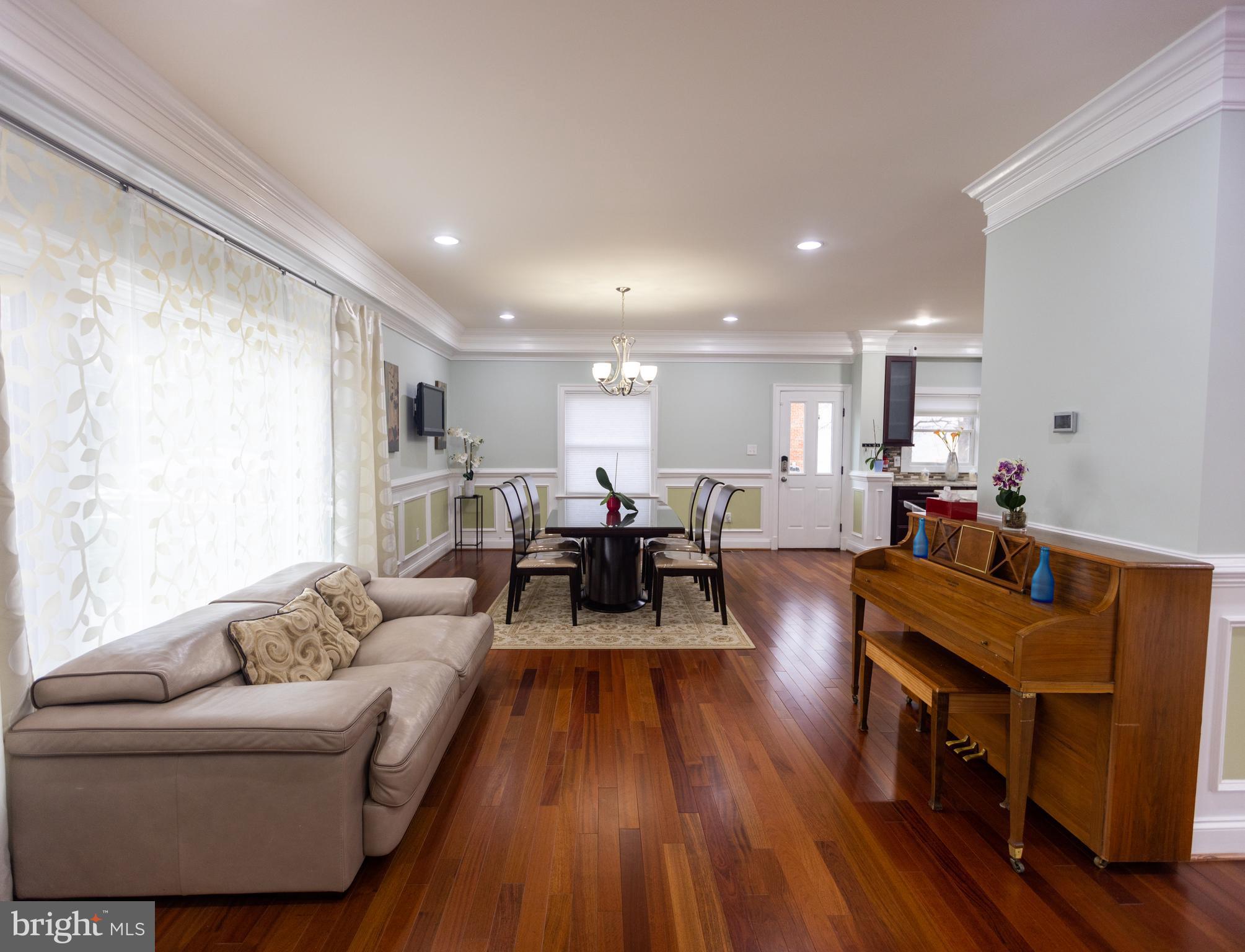 8535 Forest Street Annandale, VA 22003 - Photo 27 of 98 Main Hallway - 3