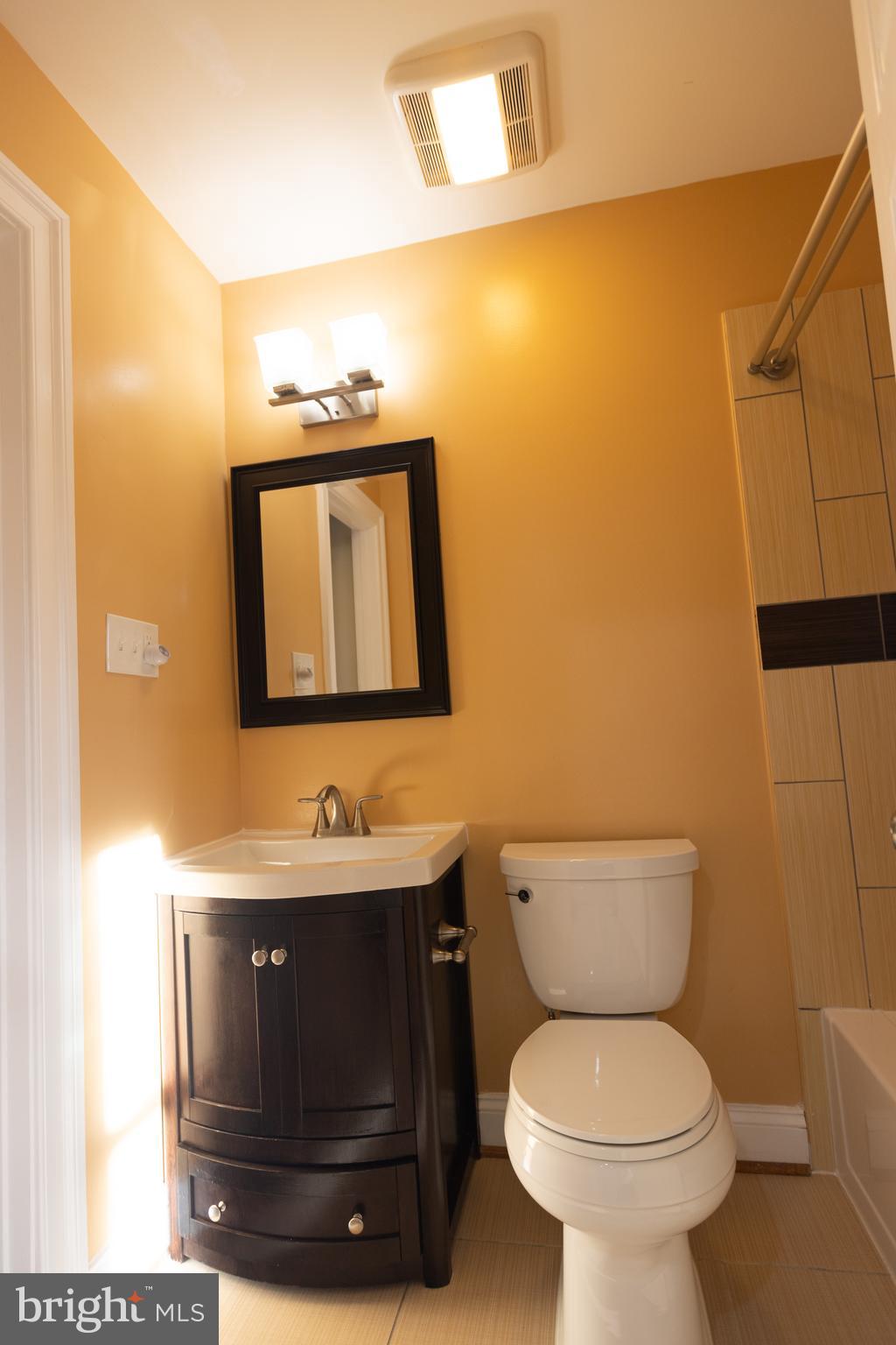 8535 Forest Street Annandale, VA 22003 - Photo 50 of 98 Shared Bathroom 1