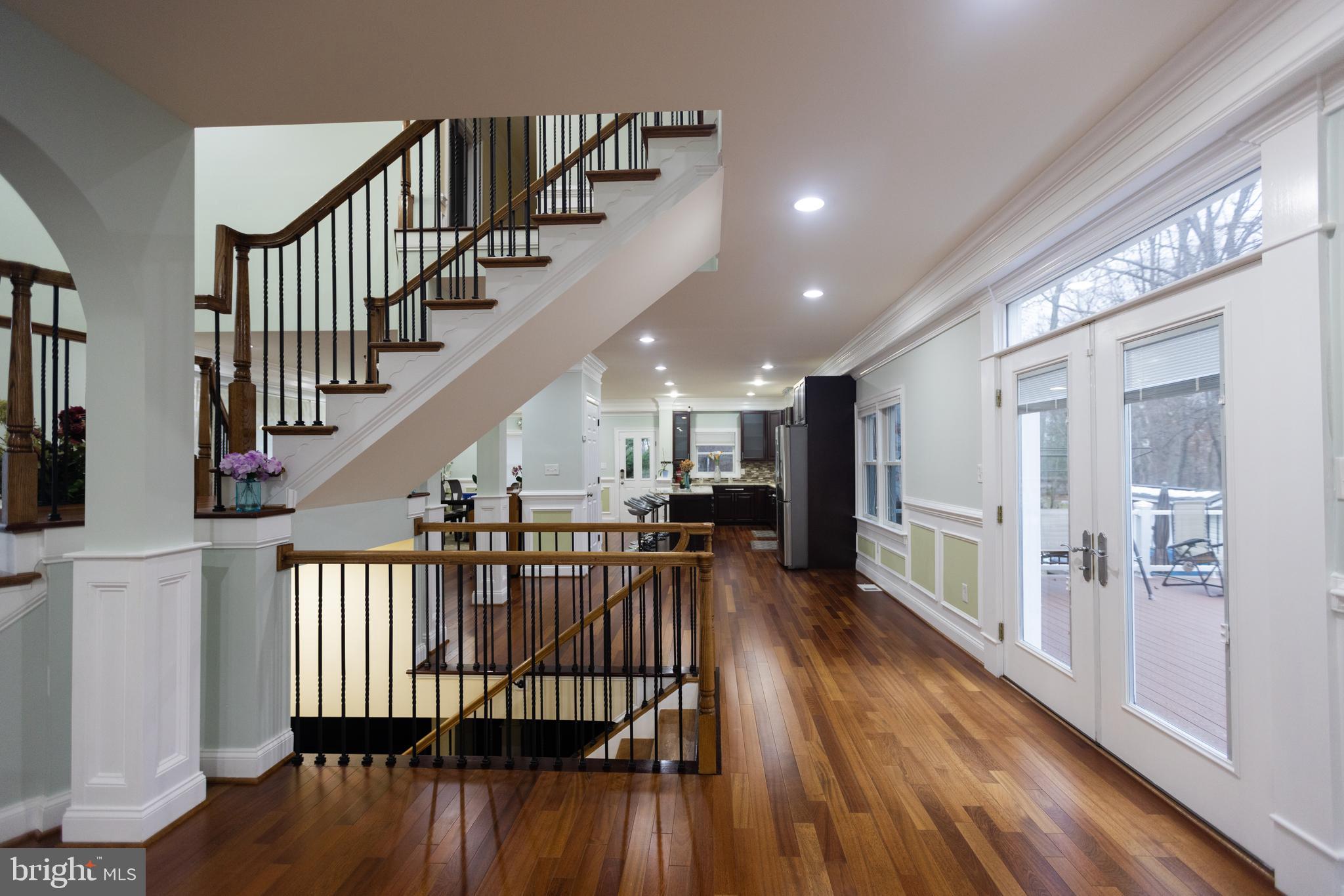 8535 Forest Street Annandale, VA 22003 - Photo 68 of 98 Main Hallway - 5