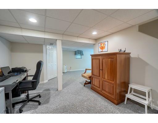 4 Hearthstone Road Westford, MA 01886 - Photo 24 of 30