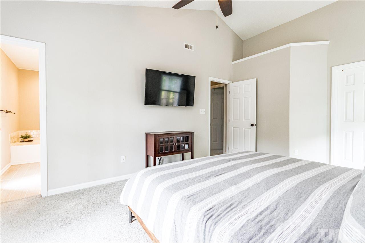 1808 Teabrook Court Raleigh, NC 27610 - Photo 20 of 30 Gallery Image 20