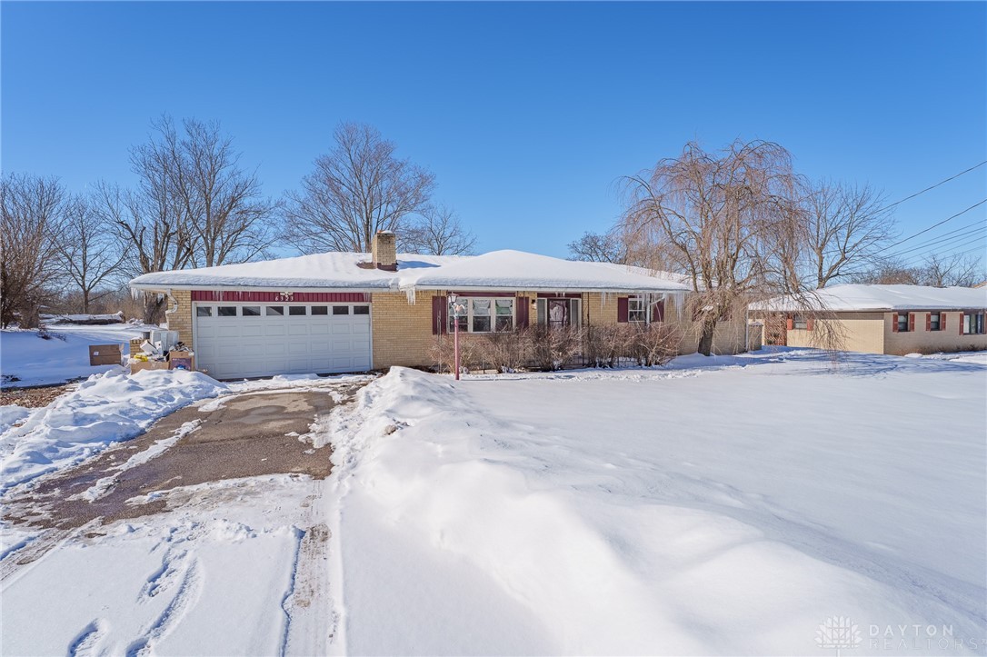 6323 Shaker Road Franklin, OH 45005 - Photo 1 of 44 Gallery Image 1