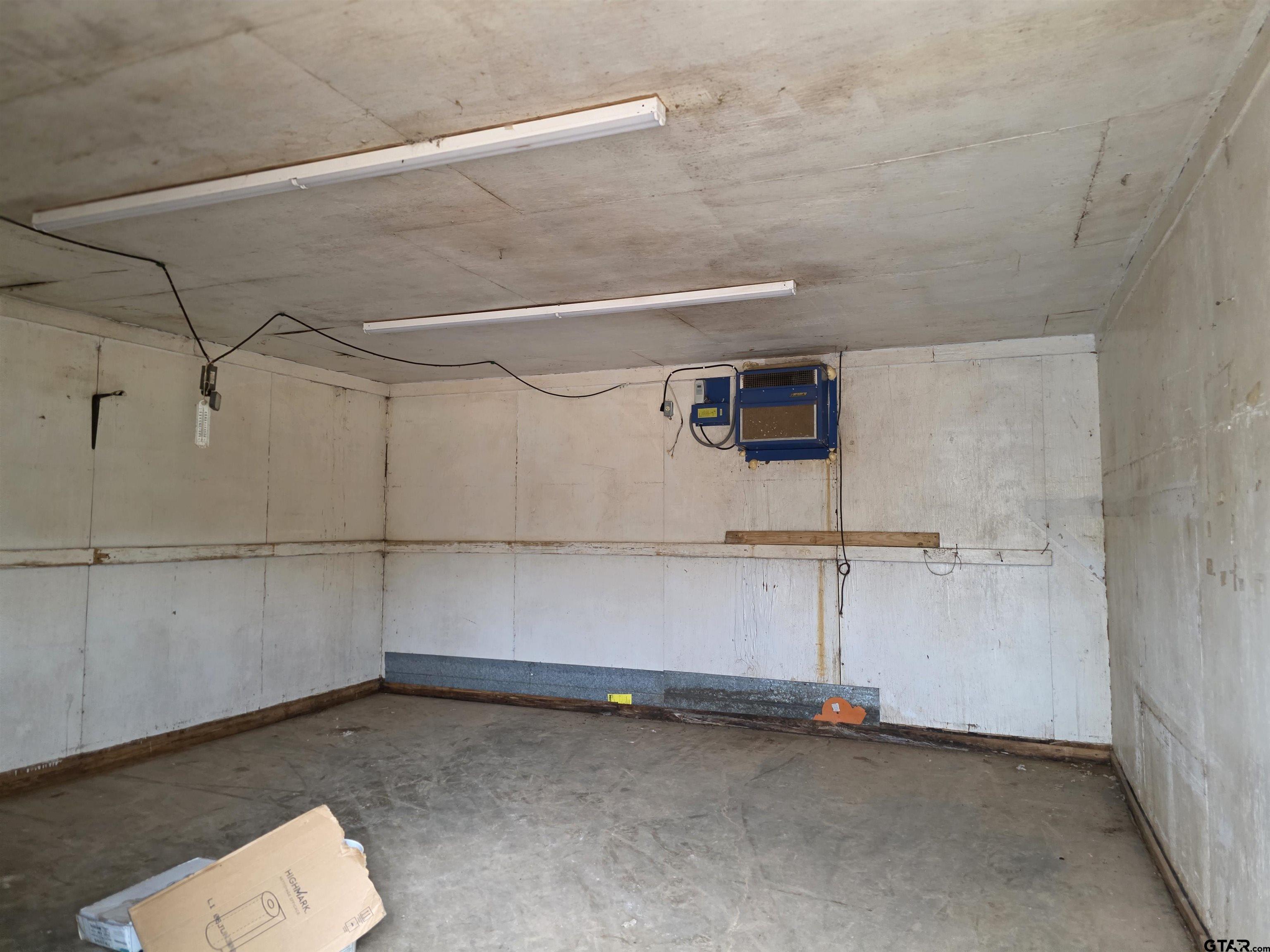 1886 Opossum Road Pittsburg, TX 75686 - Photo 8 of 22