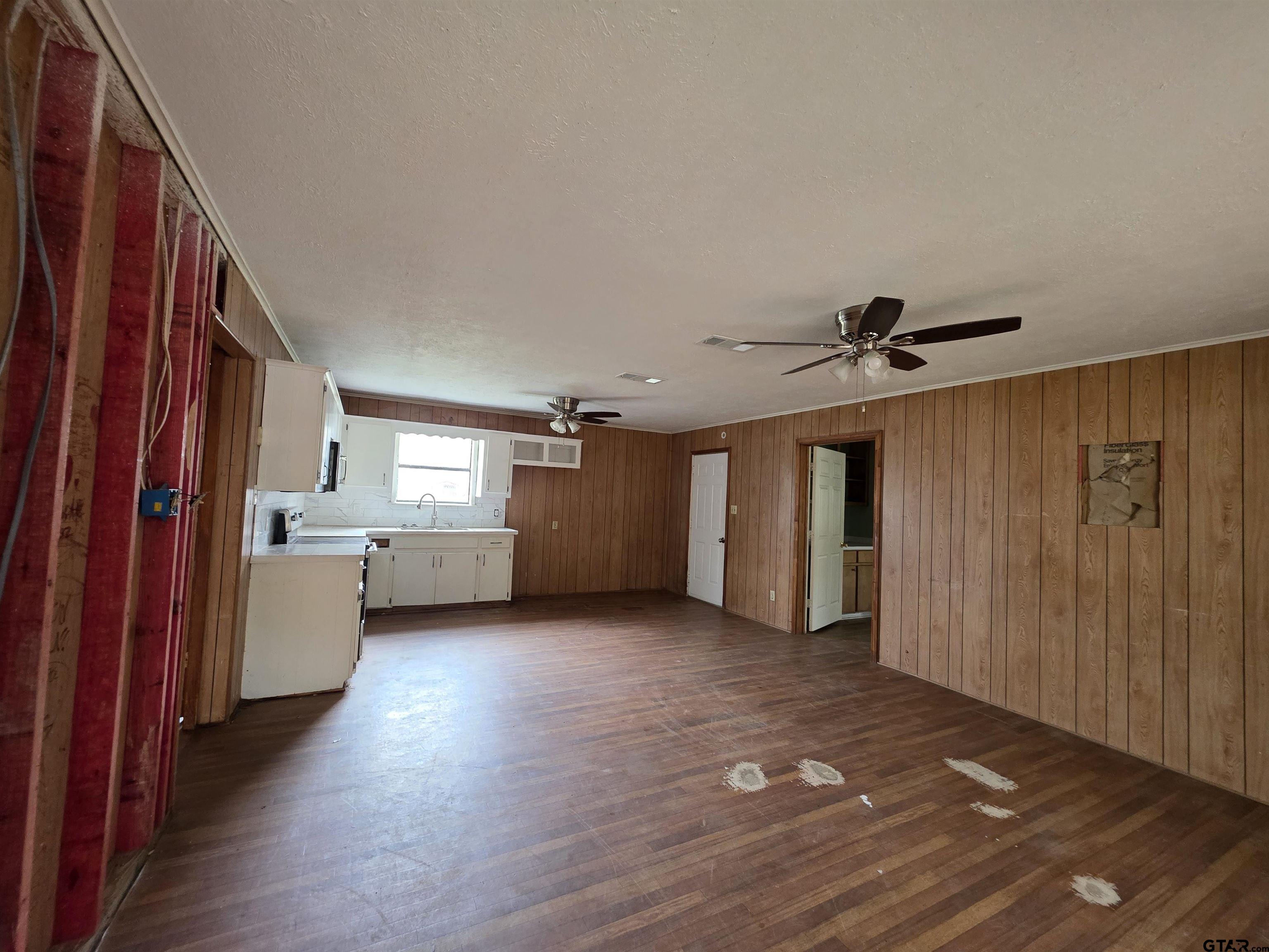 1886 Opossum Road Pittsburg, TX 75686 - Photo 10 of 22