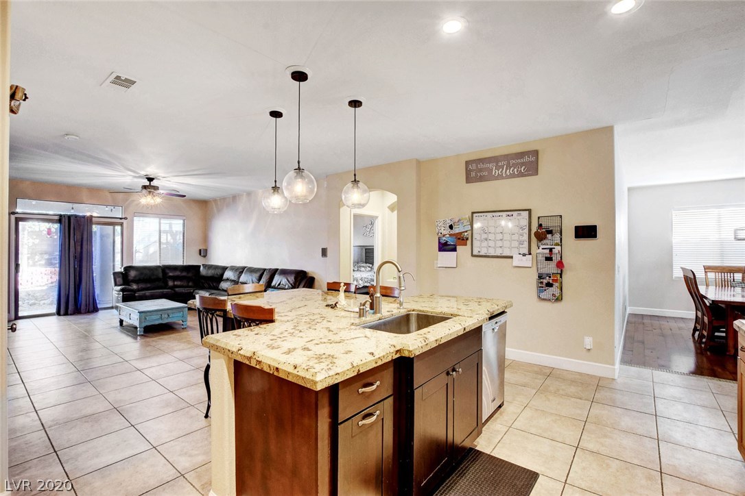 817 Bitterroot Street Henderson, NV 89002 - Photo 14 of 44 Gallery Image 14