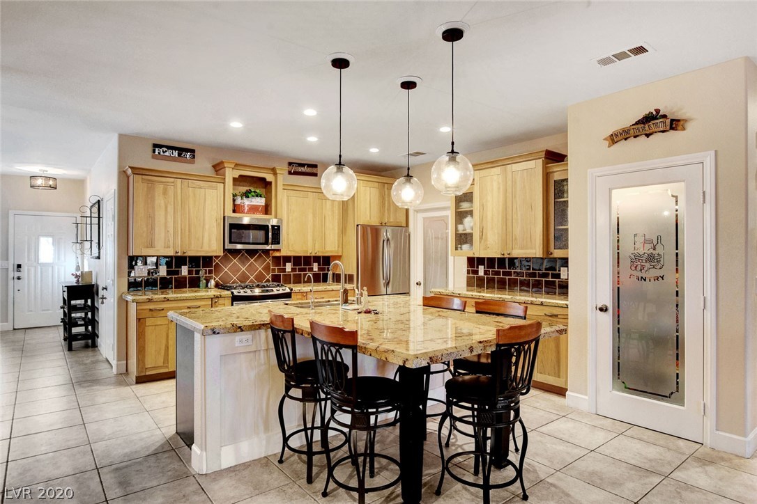 817 Bitterroot Street Henderson, NV 89002 - Photo 16 of 44 Gallery Image 16