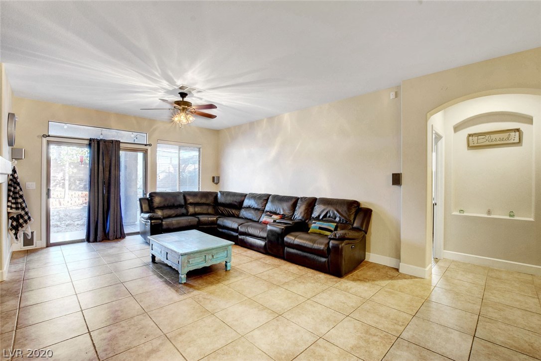 817 Bitterroot Street Henderson, NV 89002 - Photo 19 of 44 Gallery Image 19