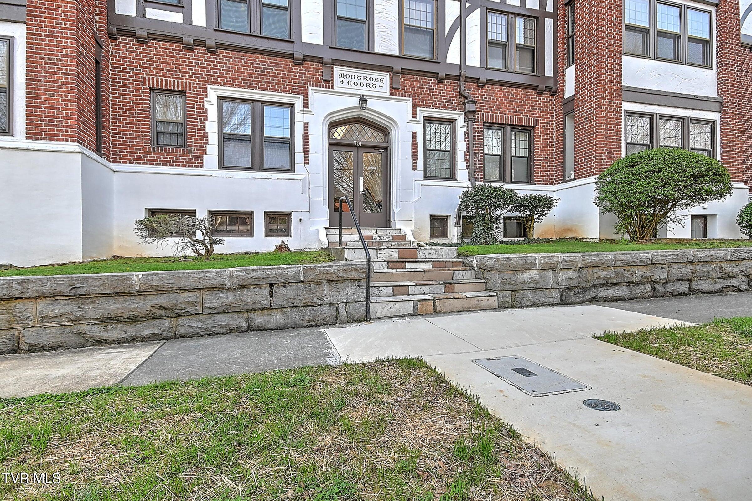701 West Locust Street, Unit 17 Johnson City, TN 37604 - Photo 8 of 32 pic 10