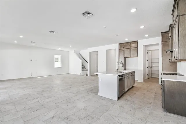 $1,129,900 | 3113 West Nassau Street, Tampa, FL 33607