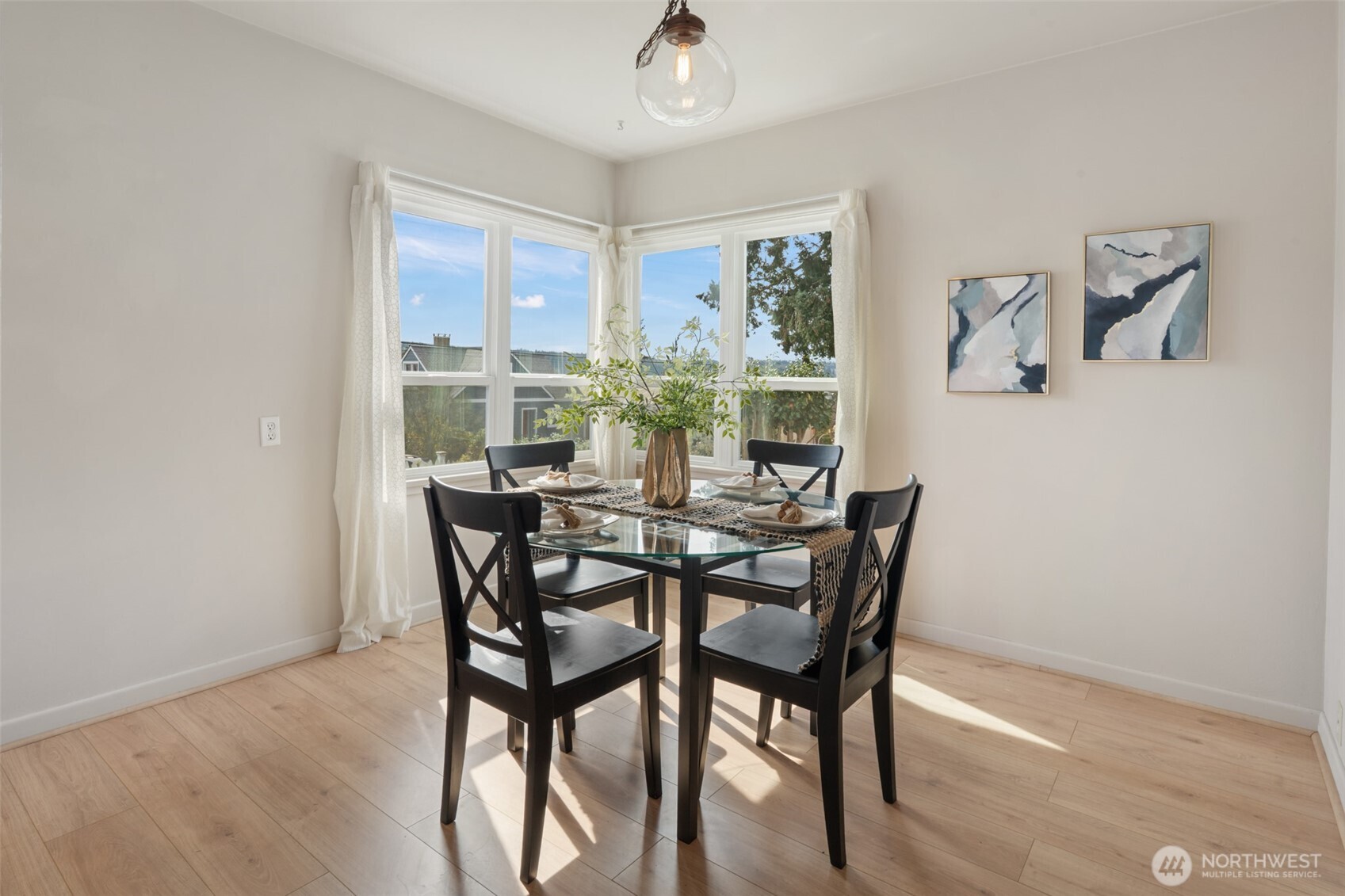 1137 Jacobsen Boulevard Bremerton, WA 98310 - Photo 11 of 38