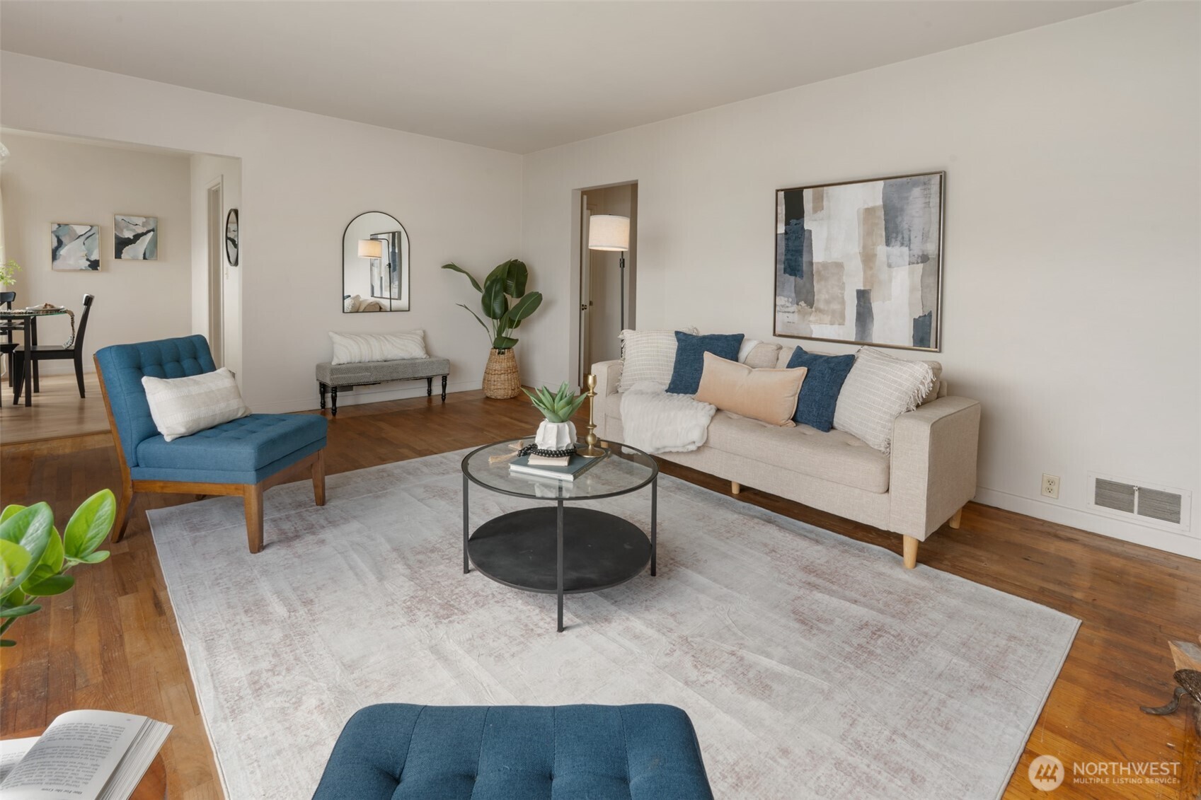 1137 Jacobsen Boulevard Bremerton, WA 98310 - Photo 9 of 38