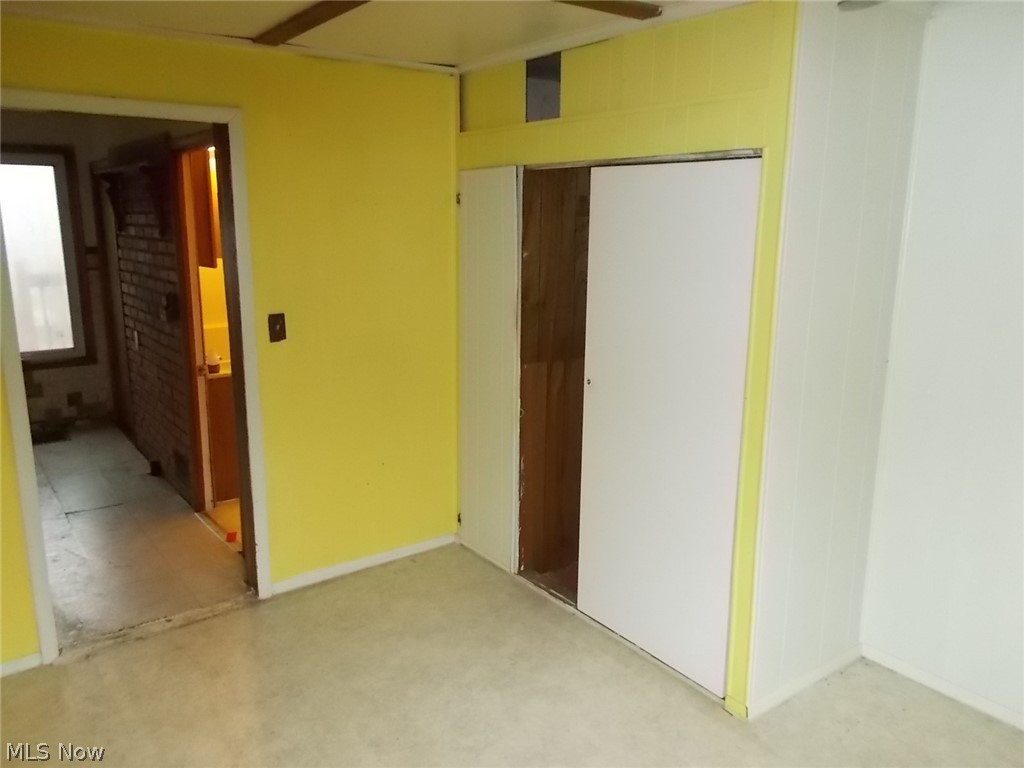 9553 Diagonal Road Mantua, OH 44255 - Photo 3 of 10