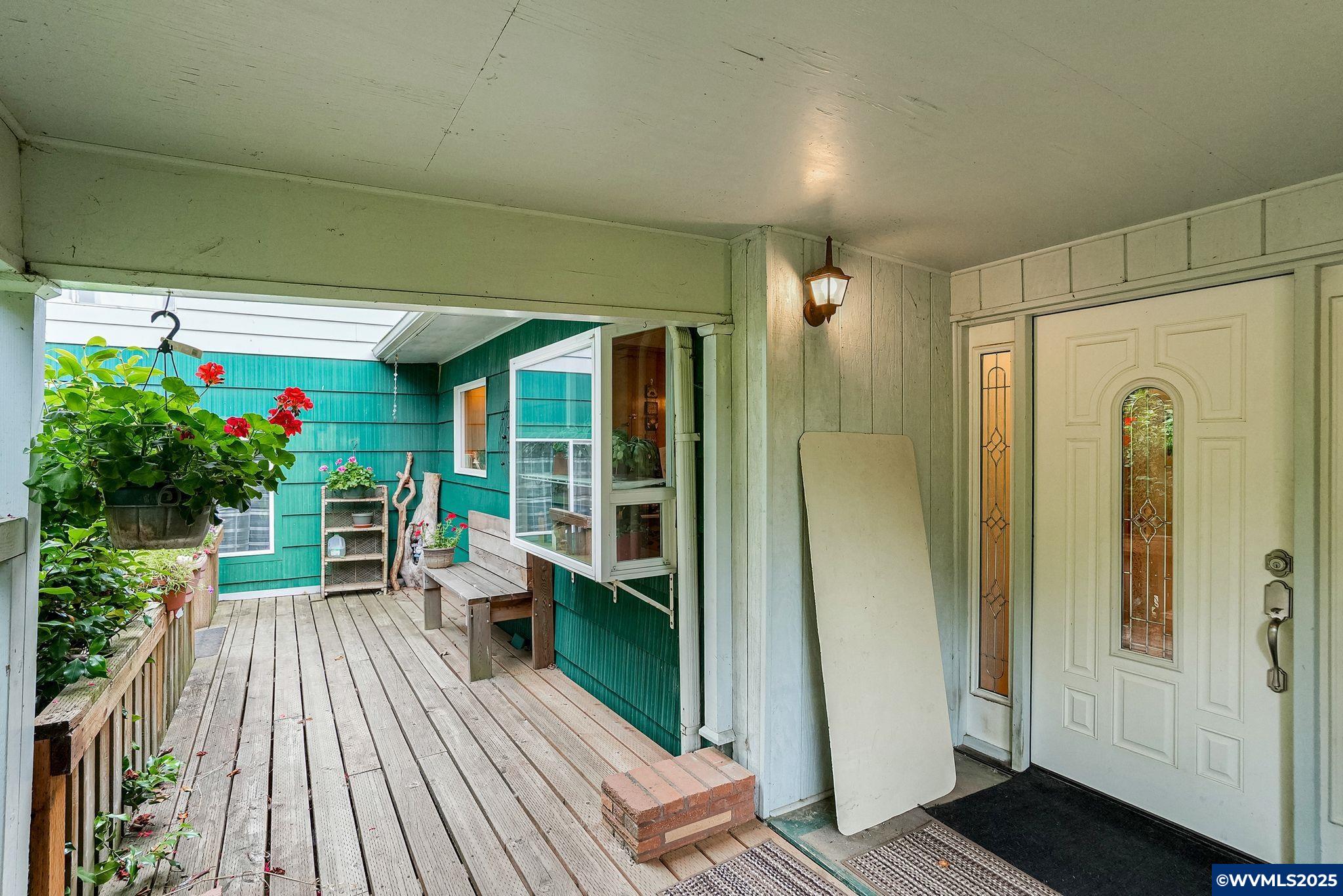 8645 Highland Road Independence, OR 97351 - Photo 9 of 50 Gallery Image 9