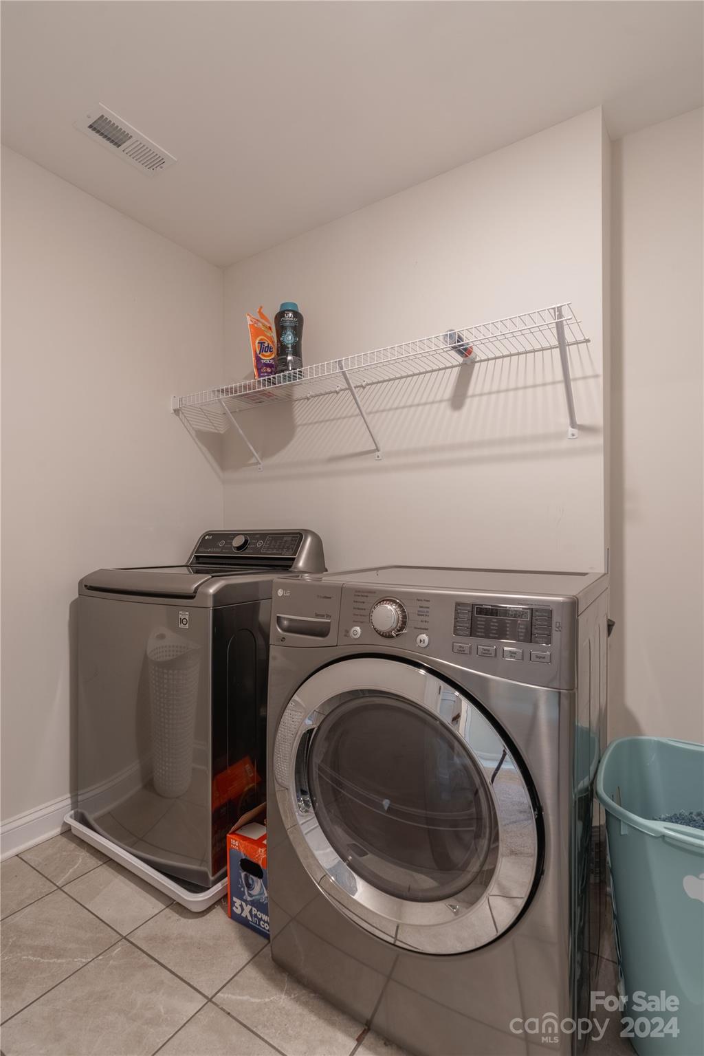 1163 Pecan Ridge Road Fort Mill, SC 29715 - Photo 22 of 34 a utility room with dryer and washer