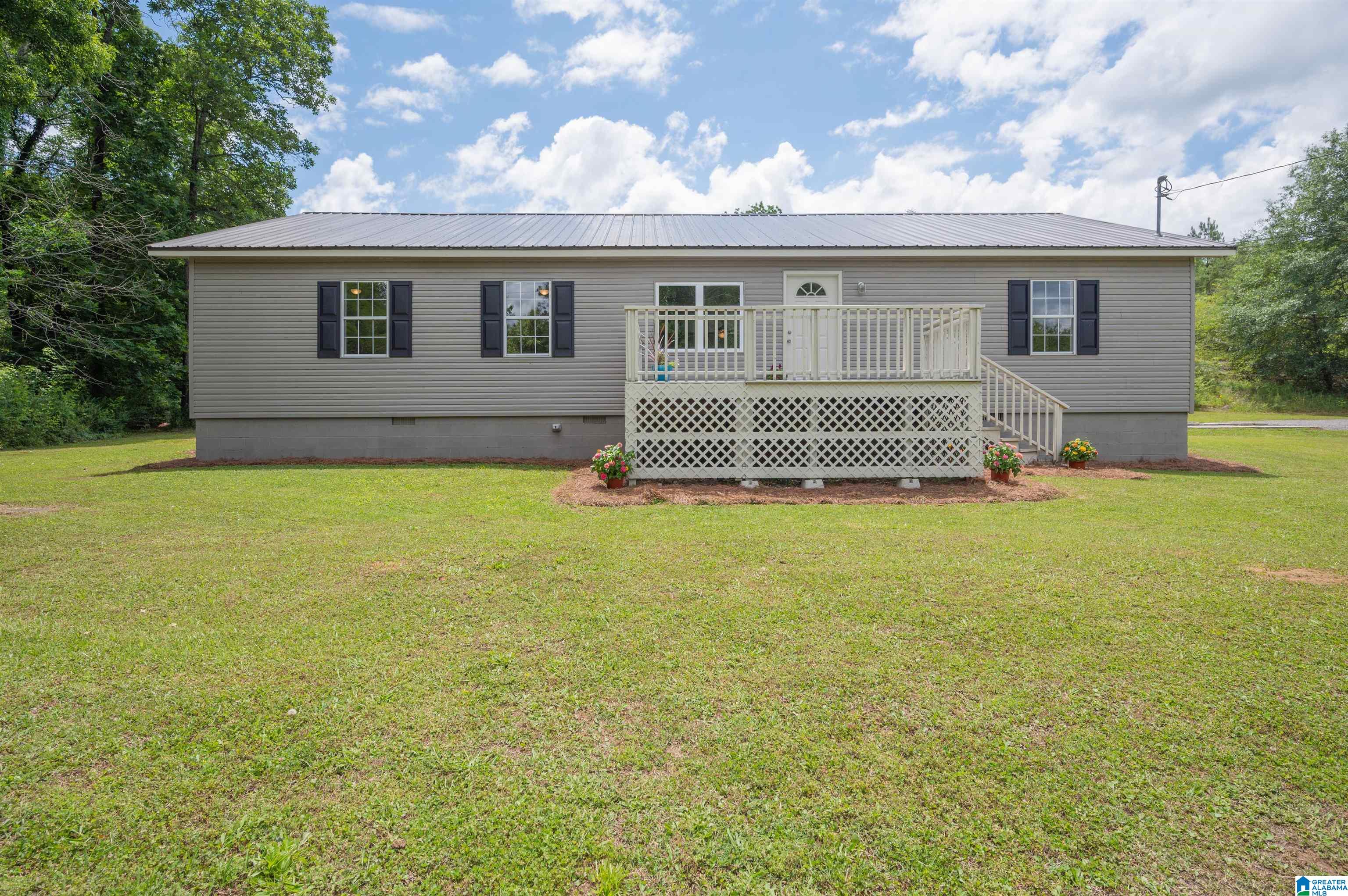 2553 Lay Springs Road Gadsden, AL 35904 - Photo 2 of 31
