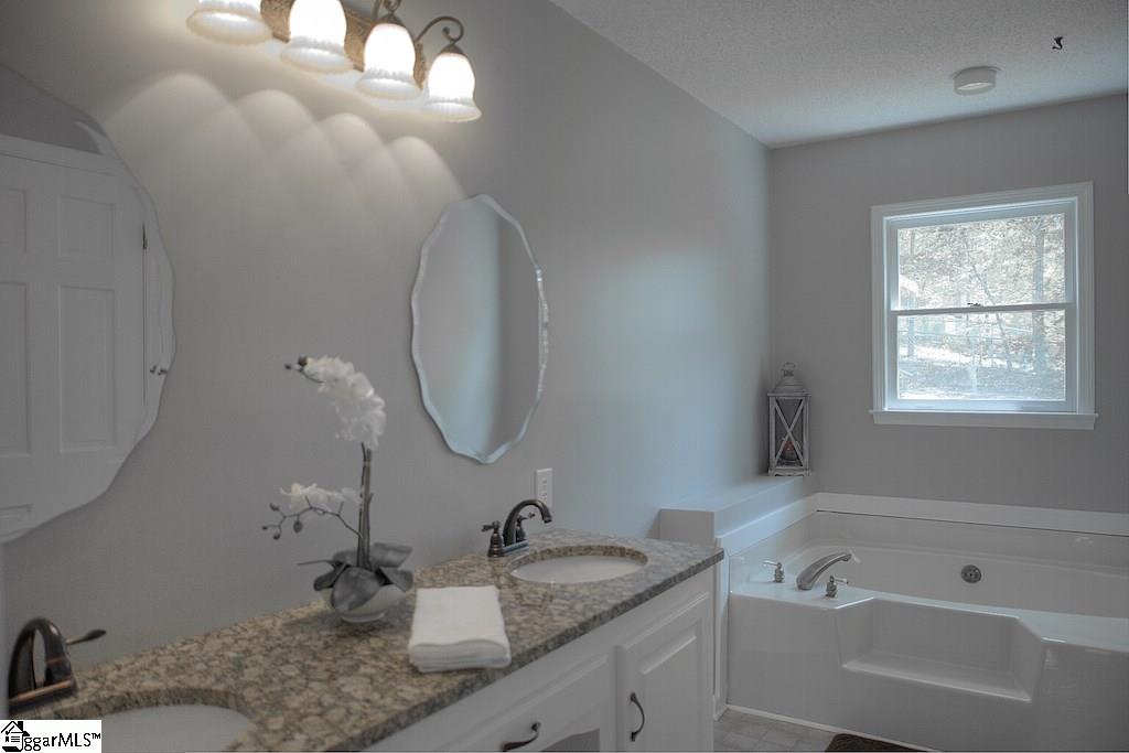 1021 Phillips Road Anderson, SC 29625 - Photo 17 of 33 Gallery Image 17