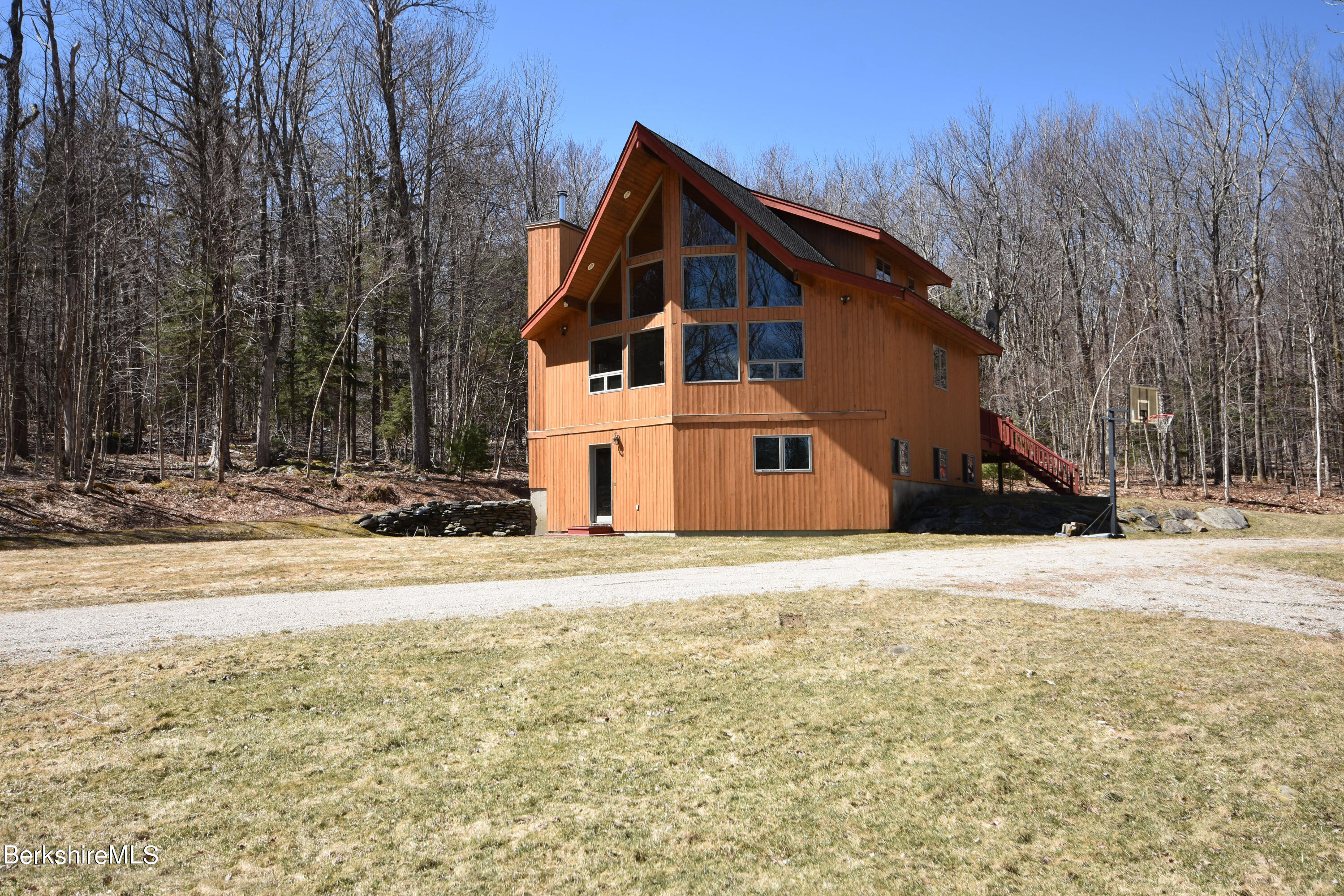 481 McNerney Road Becket, MA 01223 - Photo 1 of 1 Exterior