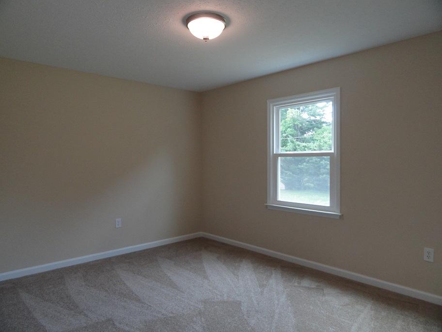 740 Atkinson Road Christiansburg, VA 24073 - Photo 5 of 16 740 Atkinson Dr Bedroom 1