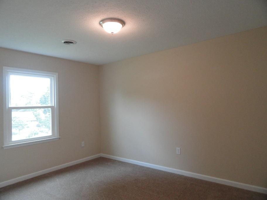 740 Atkinson Road Christiansburg, VA 24073 - Photo 6 of 16 740 Atkinson Dr Bedroom 2