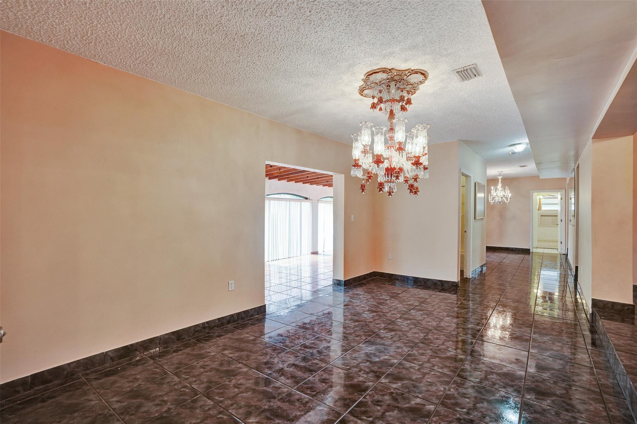 225 Pocatella Street Miami Springs, FL 33166 - Photo 16 of 56 a view of entryway