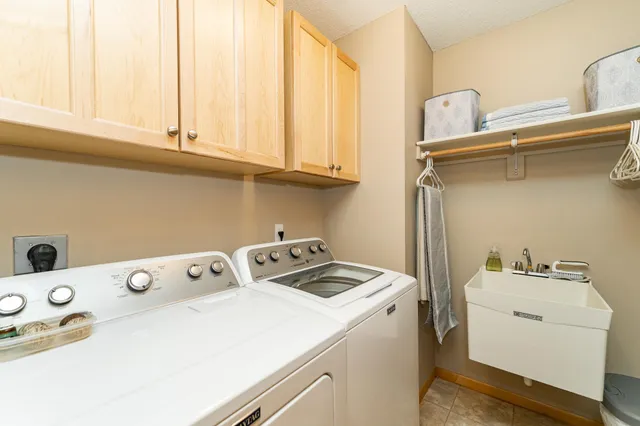 $475,000 | 295 Salem Point Drive Southwest, Rochester, MN 55902