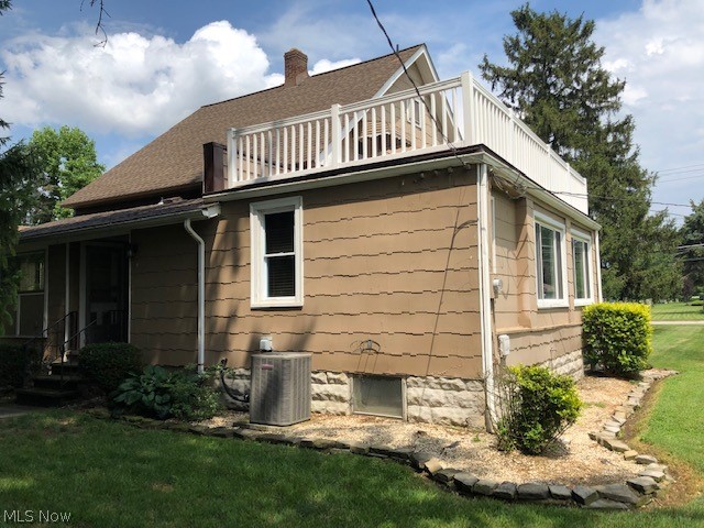 8580 Webster Road Strongsville, OH 44136 - Photo 3 of 24