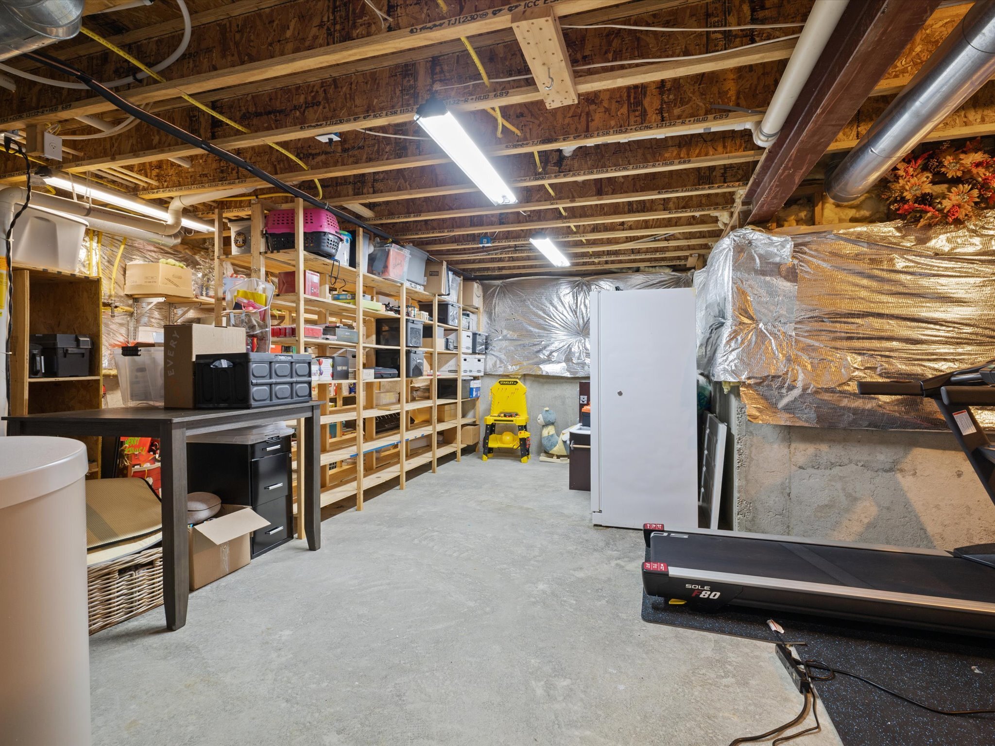 11779 Holbrook Close Fishers, IN 46037 - Photo 33 of 44