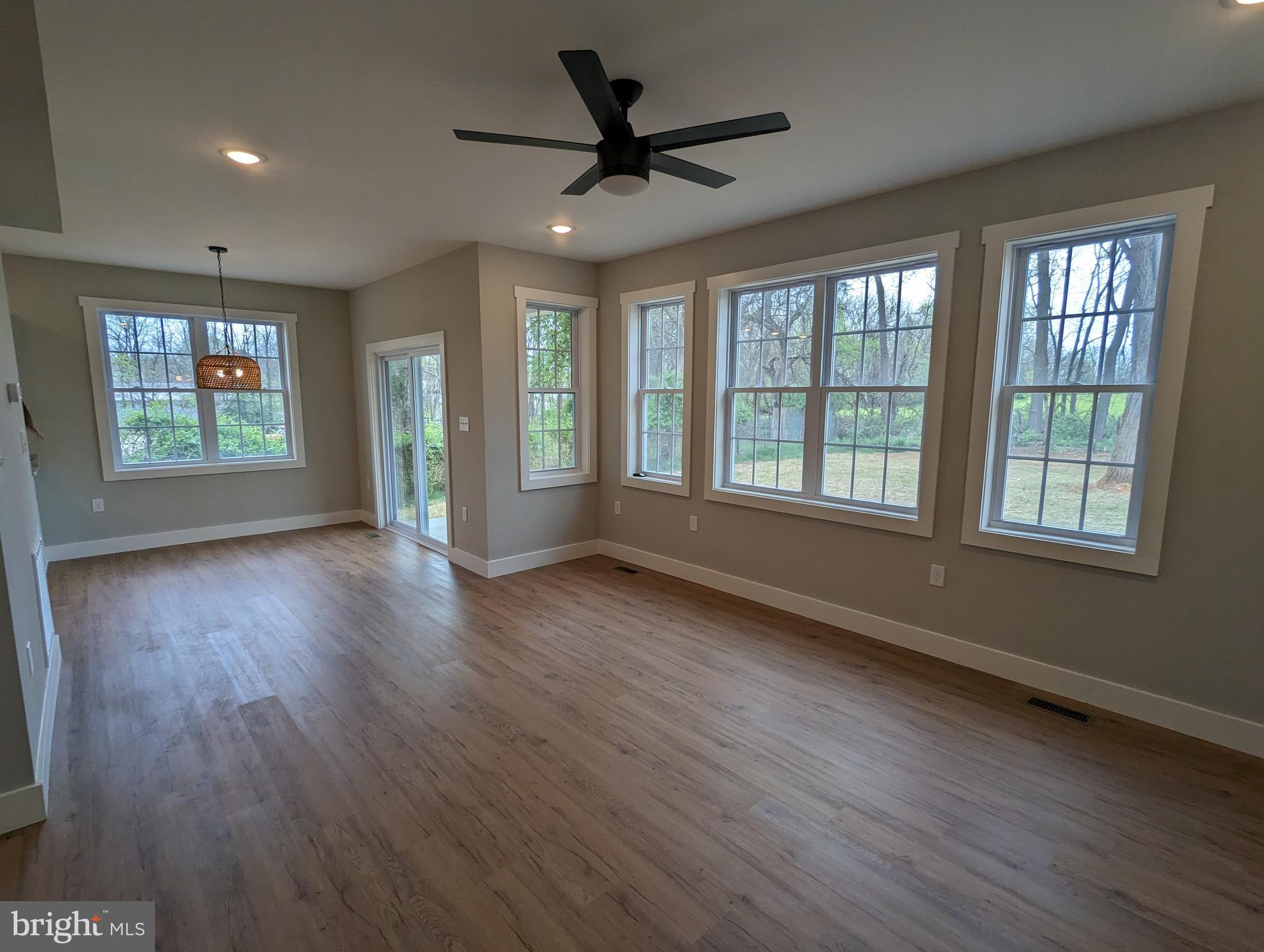 117 Park Avenue East Ranson, WV 25438 - Photo 4 of 8