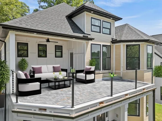 $554,000 | 25 Harbor Drive, Greenville, SC 29611