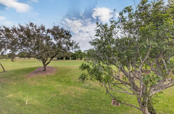 $324,900 | 11586 Briarwood Circle, Unit 4, Boynton Beach, FL 33437
