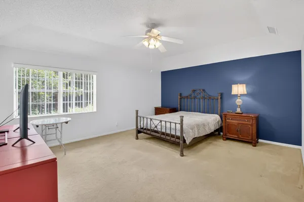 $324,900 | 11586 Briarwood Circle, Unit 4, Boynton Beach, FL 33437