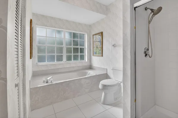 $324,900 | 11586 Briarwood Circle, Unit 4, Boynton Beach, FL 33437